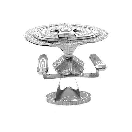 Star Trek- USS Enterprise 1701-D Model Kit- back view