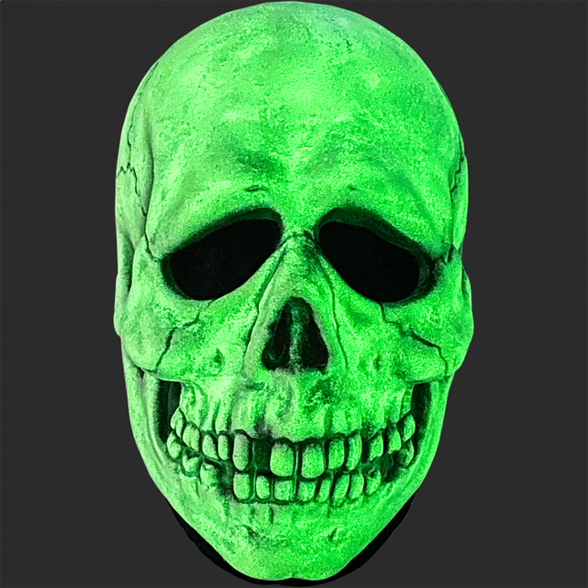 Front view of Skull Mask (glowing)