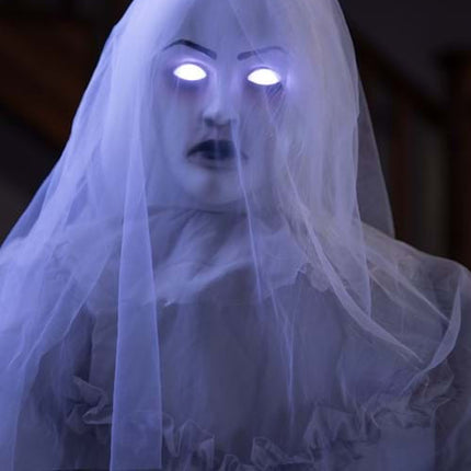 Floating Ghostly Lady - face up close