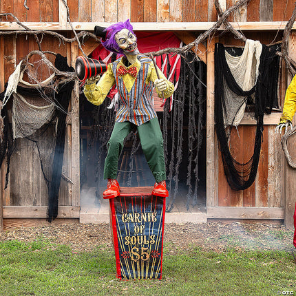 6' Servo Carnival Barker- displayed in yard