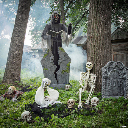Soul Stealer Animated Prop- displayed in yard