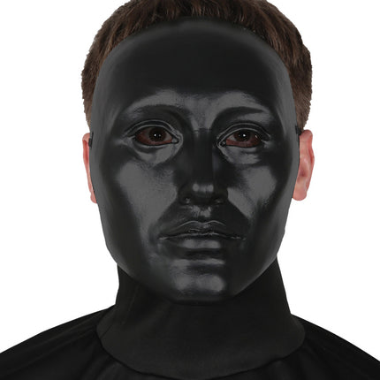 BASIC MATTE BLACK MASK
