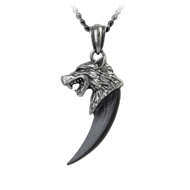 Wolf Macht Pendant- close up