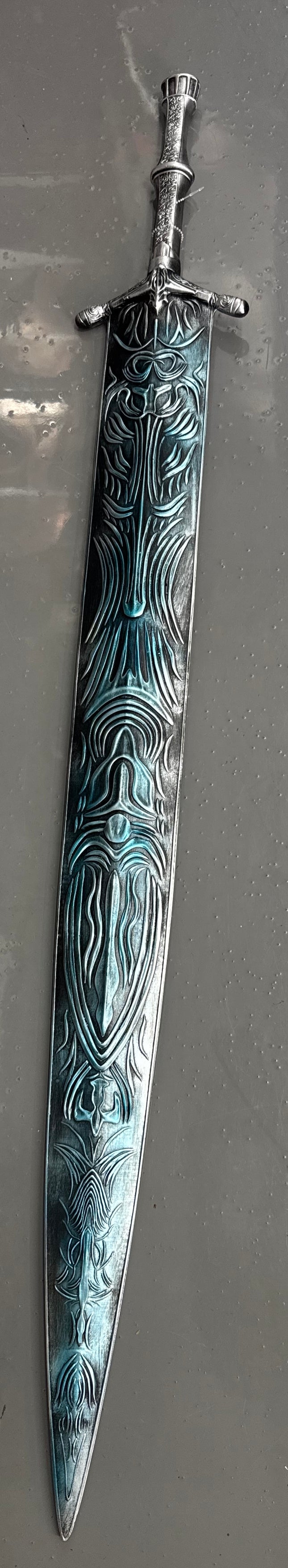 Holy Moonlight Great Sword 48"