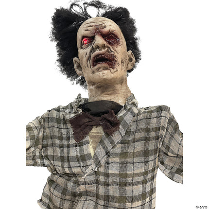 Large Animated Hanging Ghoul Torso- close up