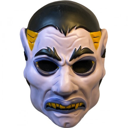 Front view of Vampire Mask