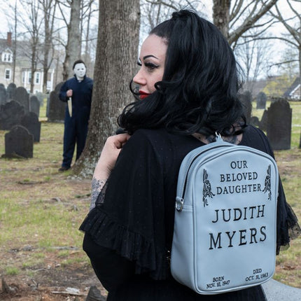 HALLOWEEN-JUDITH MYERS TOMBSTONE BAG wearing