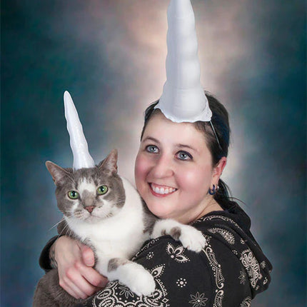 Inflatable Cat Unicorn Horn- model cat and owner
