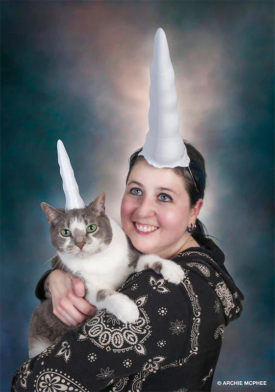 Inflatable Cat Unicorn Horn- model cat and owner
