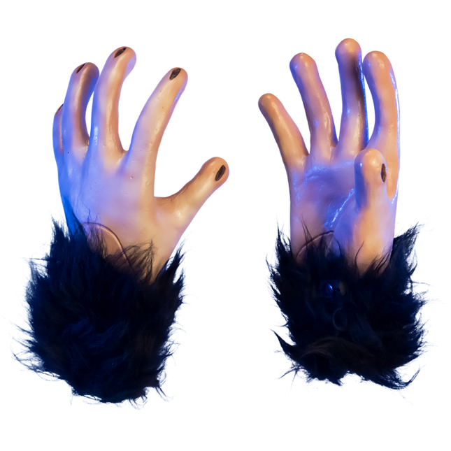 NOPE - STAR LASSO EXPERIENCE ALIEN “VIEWER” HANDS  side